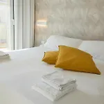 Room45 3*