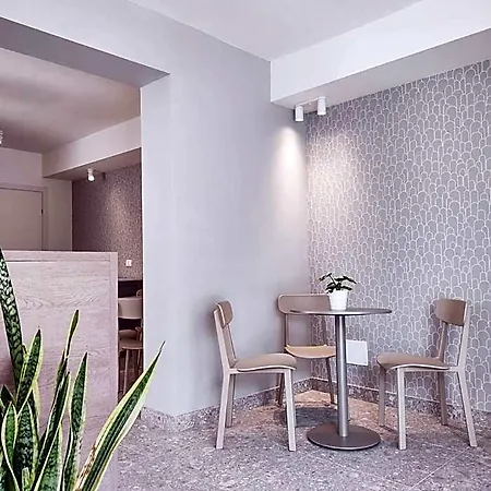 Room45 Bed & Breakfast 3*